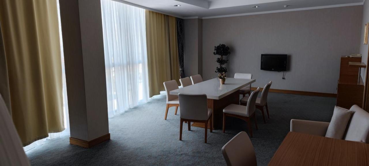 Grand Nur Plaza Hotel Aktau  Exterior foto
