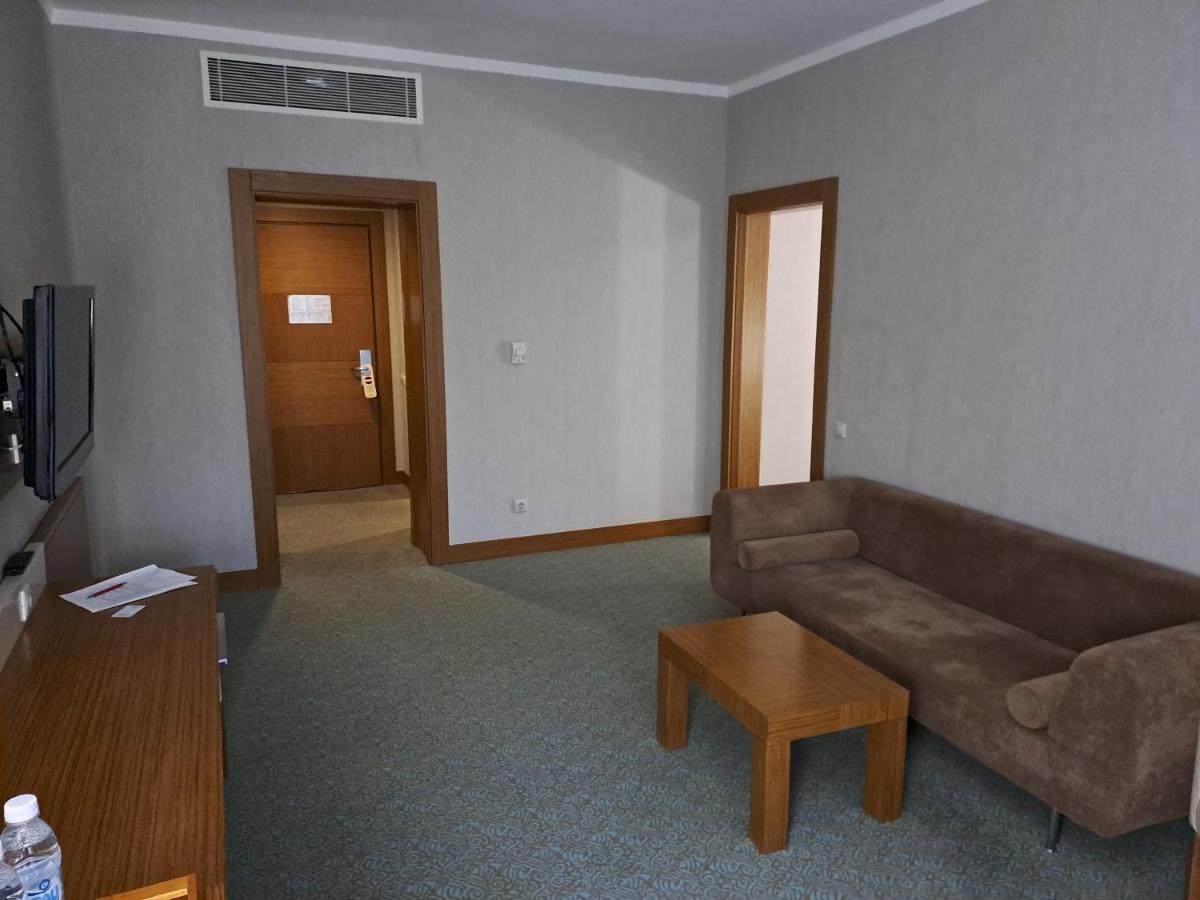 Grand Nur Plaza Hotel Aktau  Exterior foto