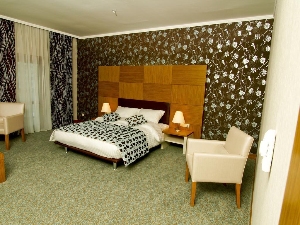 Grand Nur Plaza Hotel Aktau  Exterior foto