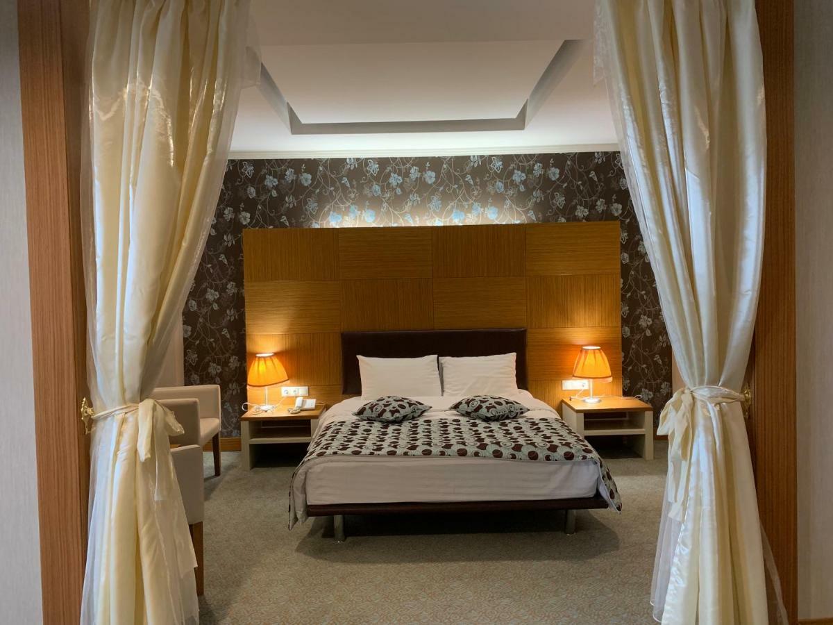 Grand Nur Plaza Hotel Aktau  Exterior foto